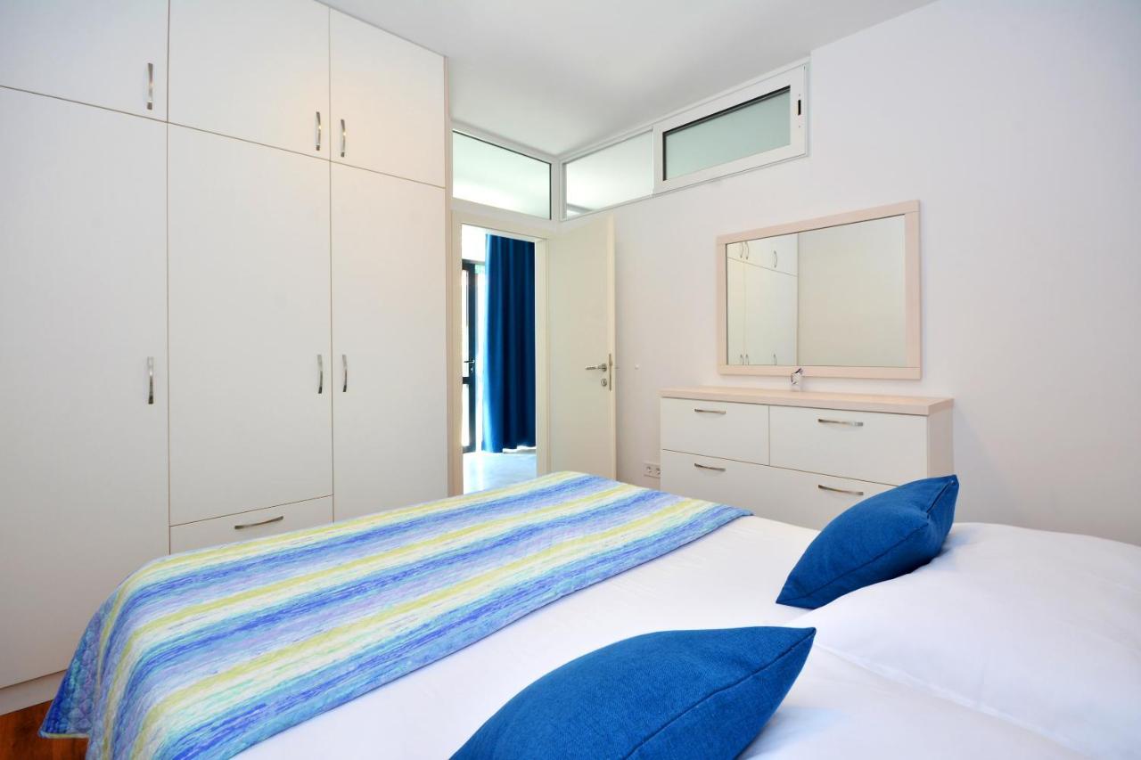 Seas The Day Apartments Podstrana Luaran gambar