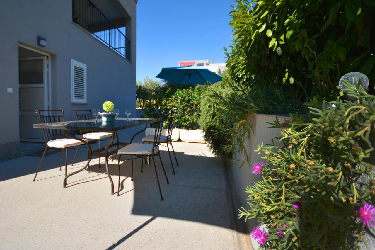 Seas The Day Apartments Podstrana Luaran gambar