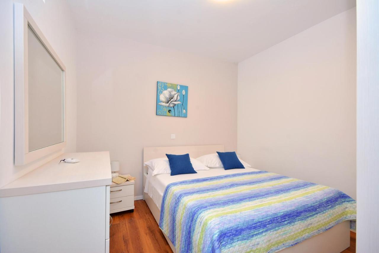 Seas The Day Apartments Podstrana Luaran gambar