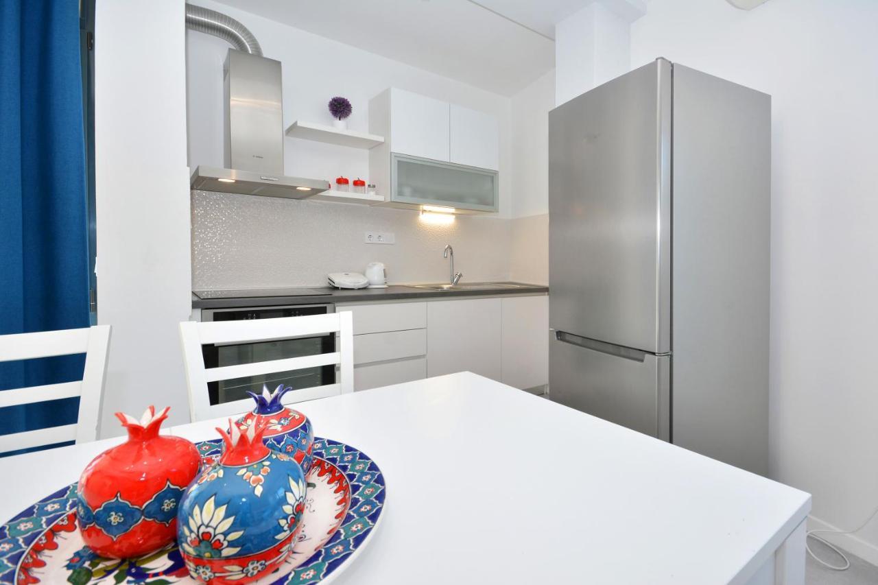 Seas The Day Apartments Podstrana Luaran gambar